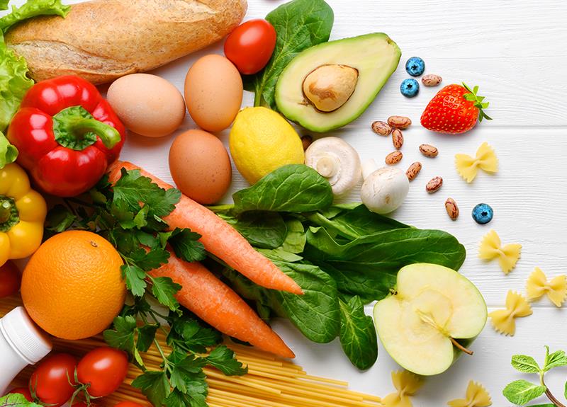 Dieta baseada em alimentos crus: conheça o Crudivorismo, seus benefícios e riscos